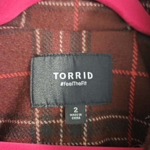 NWOT Torrid Burgundy Plaid Softest Tie Front Coat- Size 2x - Picture 12 of 13